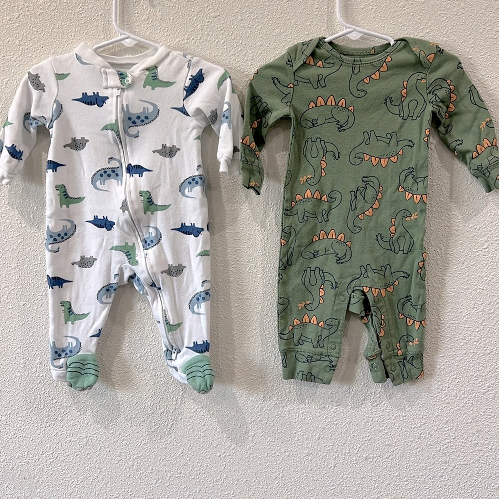 Baby clothes 6 M